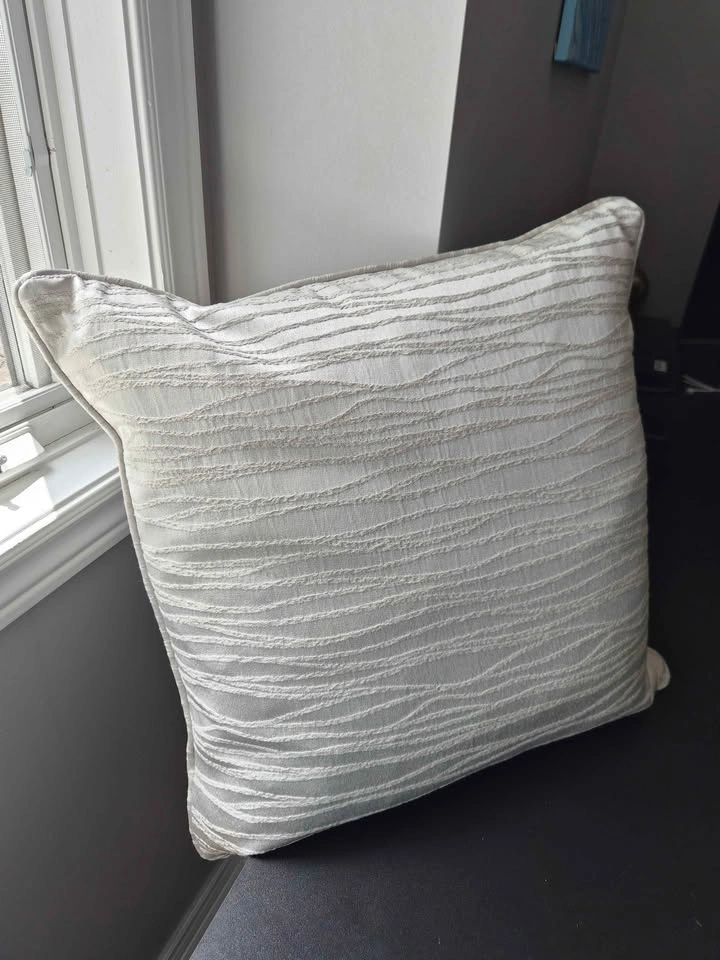 Cushions throw pillows - photo 3
