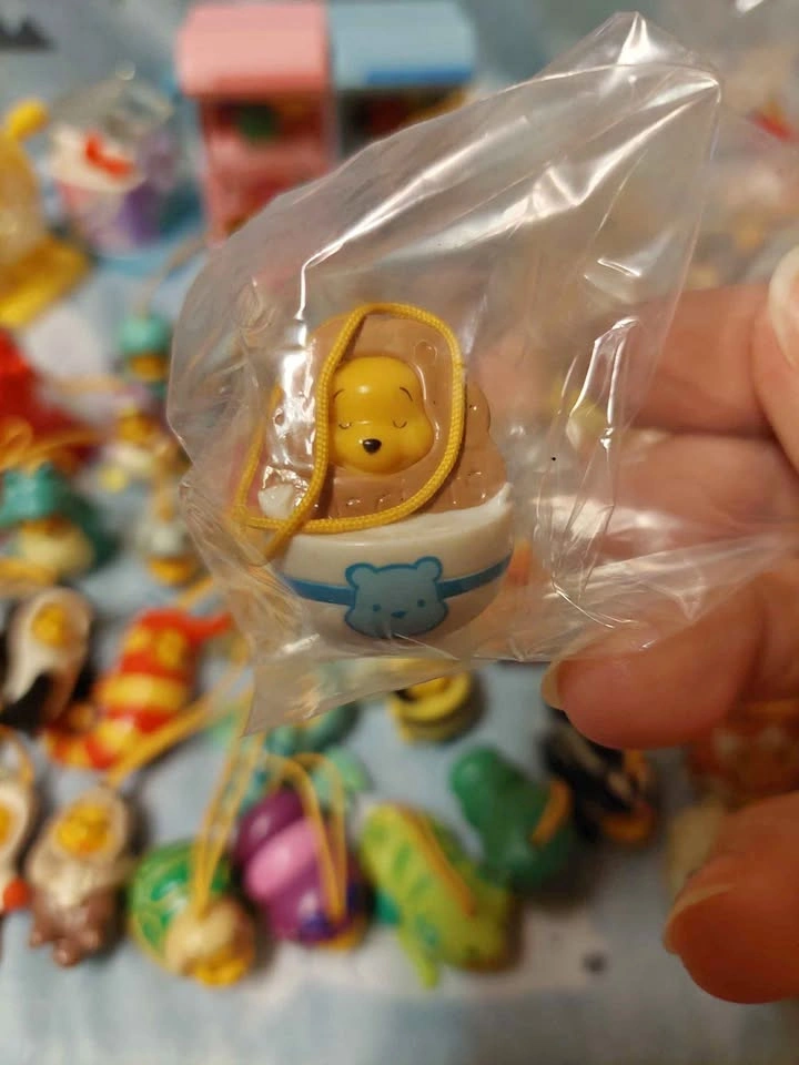 ⚽️ Peek-a-Pooh - Vintage Charm! Cookie Dipped in Milk