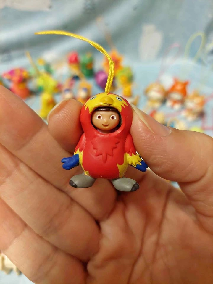 ⚽️ Peek-a-Dora?! - Vintage Charm! Parrot Dora 🦜