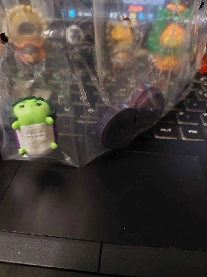⚽️ Marvel Tsum Tsum Mystery Pack - She-Hulk, Series 4 - photo 2