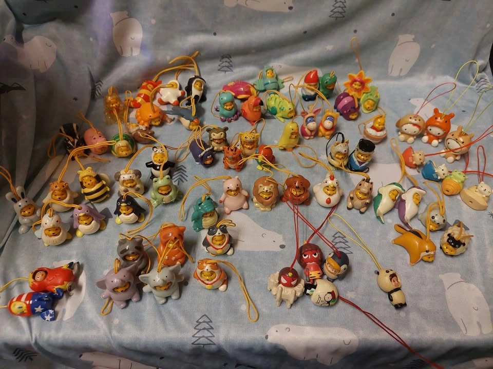 ⚽️ Peek-a-Pooh - Vintage Charm! Penguin Pooh, Series 1!! - photo 3