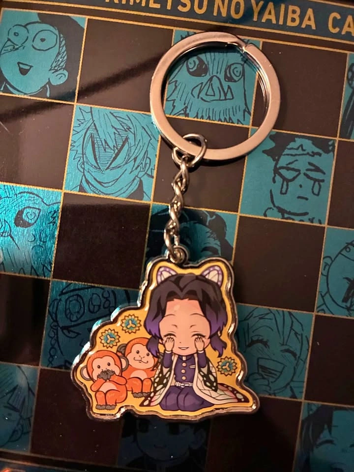 ⚽️ Demon Slayer - Shinobu metal keychain 😊