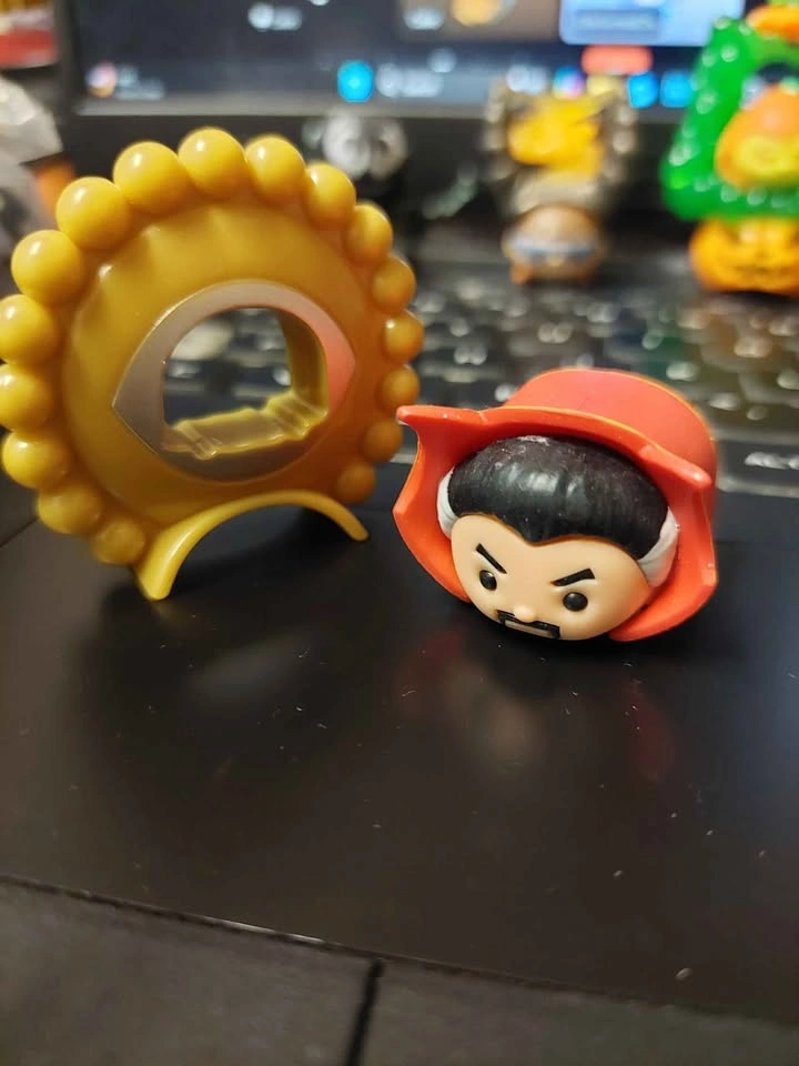 ⚽️ Marvel Tsum Tsum Mystery Pack - Doctor Strange, Series 2 - photo 2
