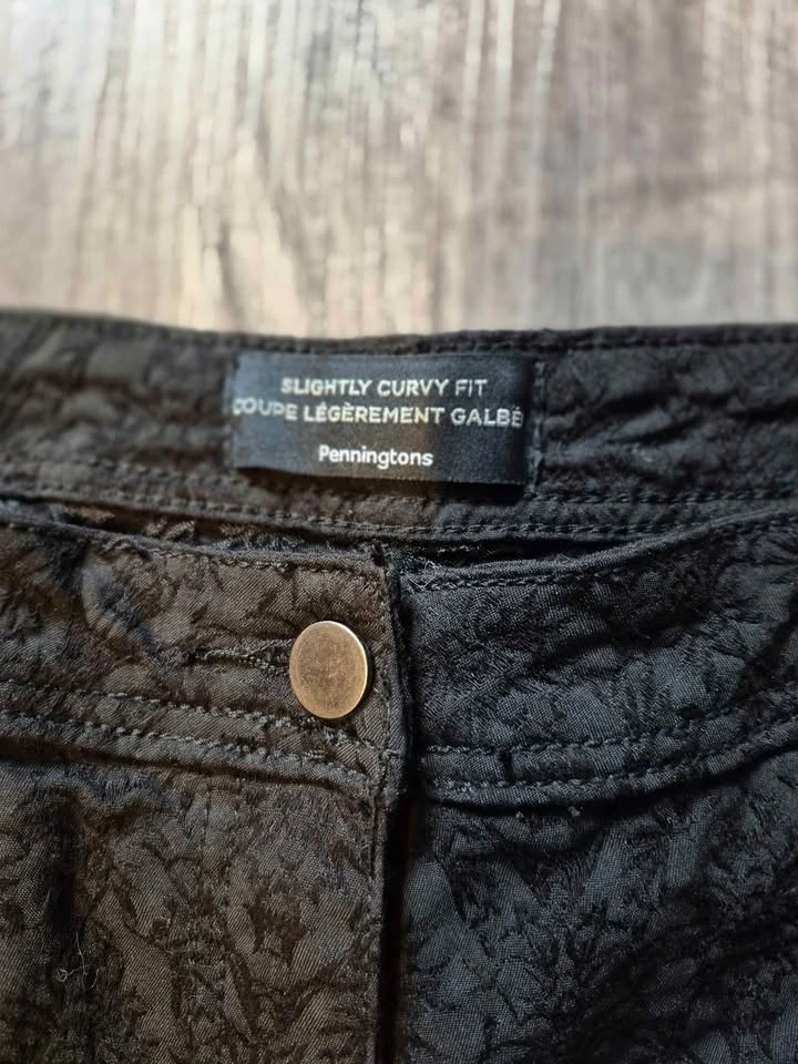 Penningtons Slightly Curvy Skinny Leg Pants Size 20 - photo 3