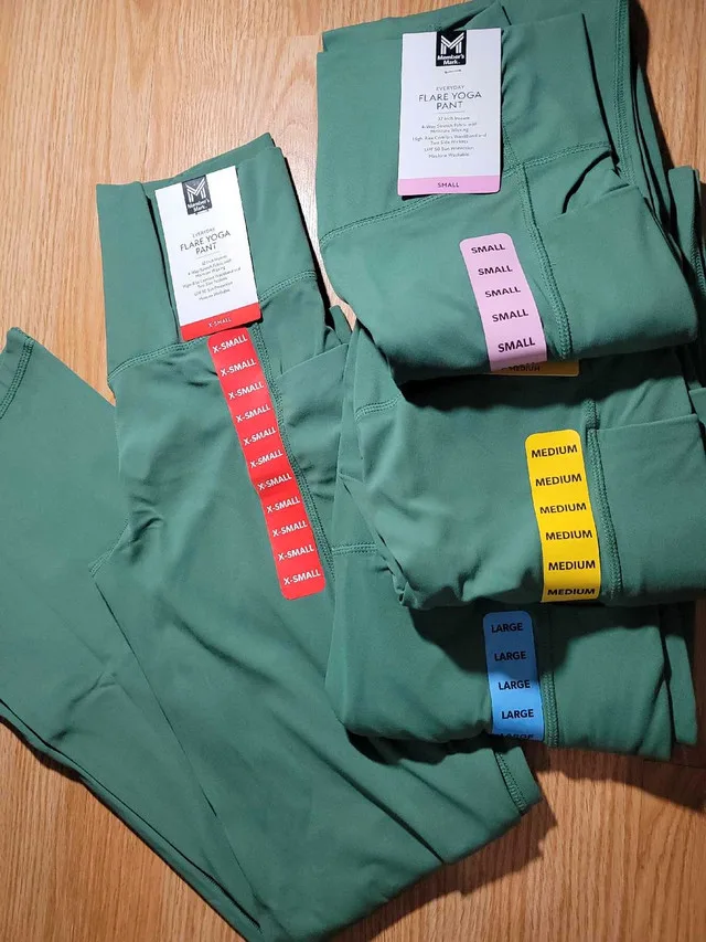 Marks member Flare Yoga Pants image indicator(2)