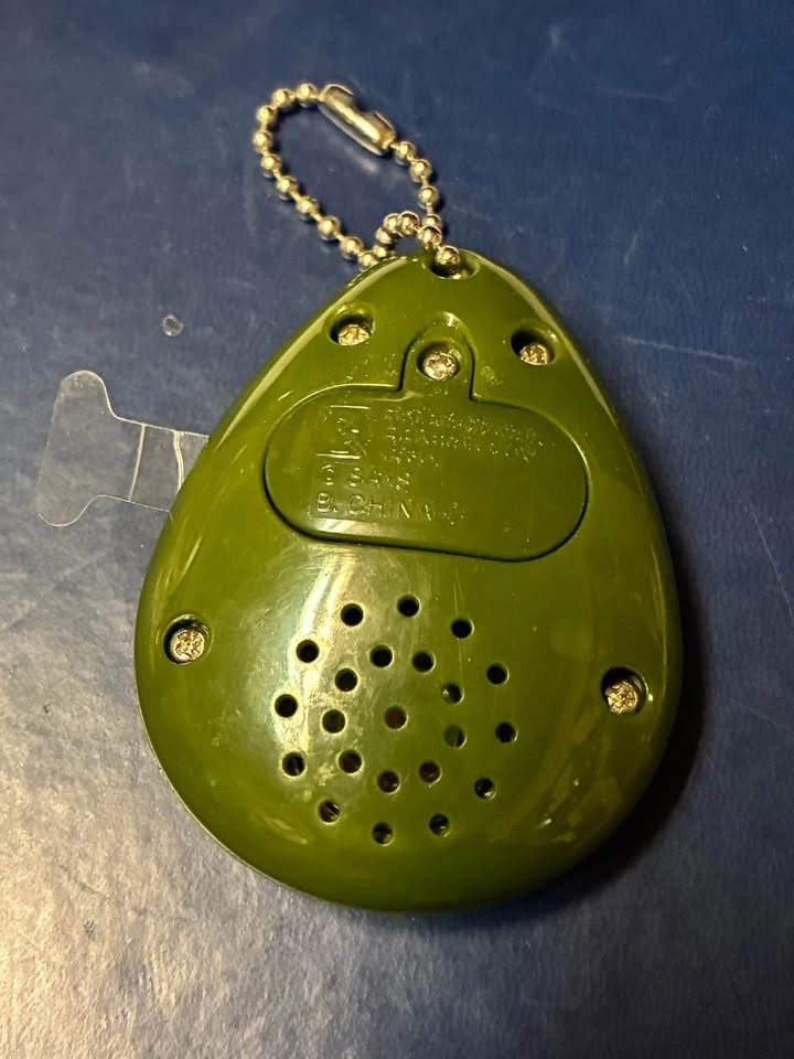 ⚽️ Gundam - Sound keychain! Green - photo 2