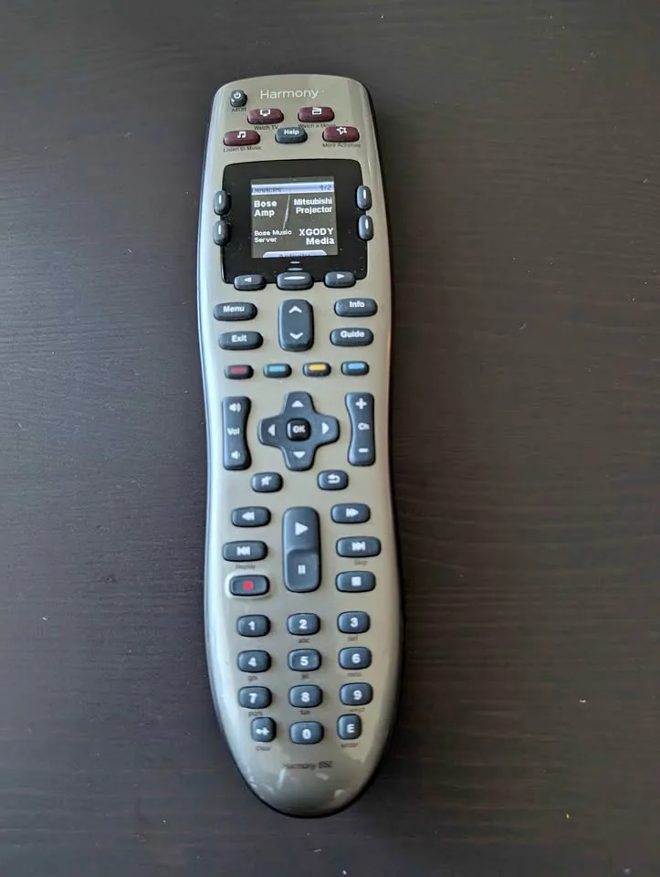 Harmony 650 Universal Remove thumbnail
