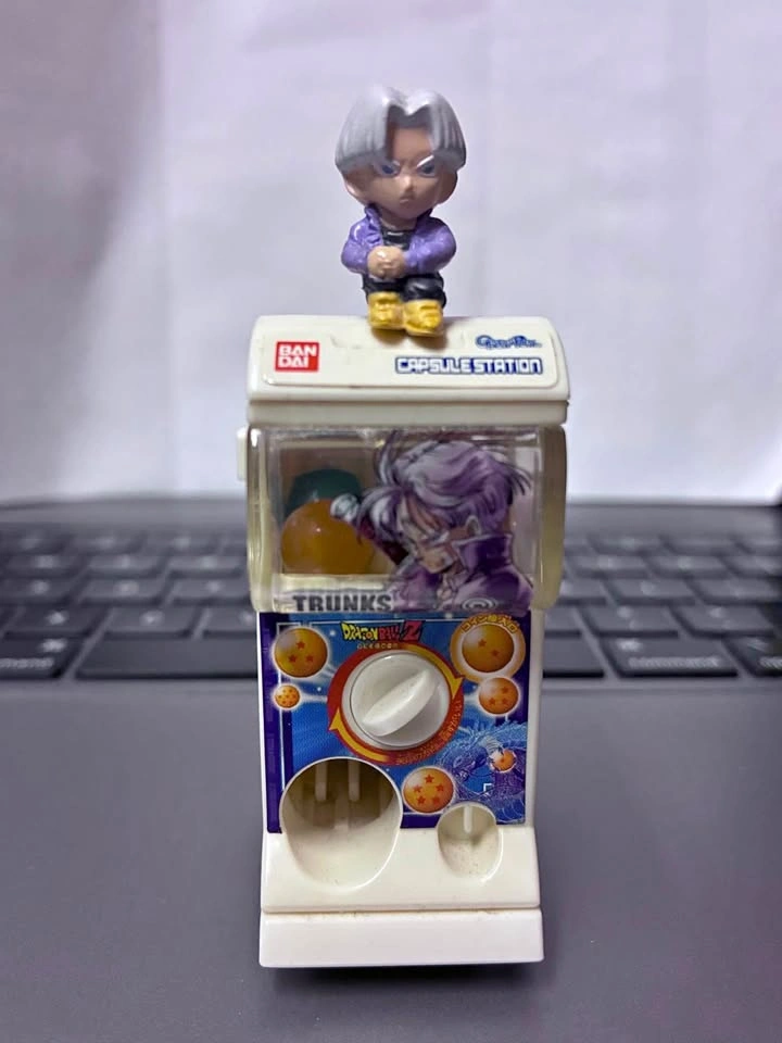 ⚽️ Dragon Ball - Bandai Mini Capsule Machine! 🥰 Trunks