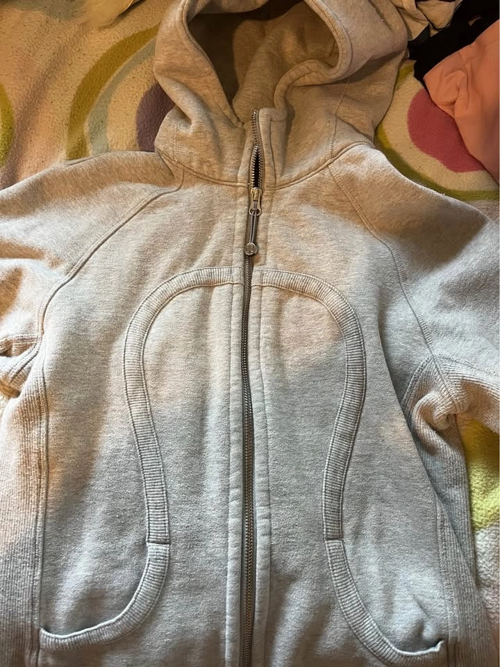Grey lululemon scuba zip up hoodie - photo 2