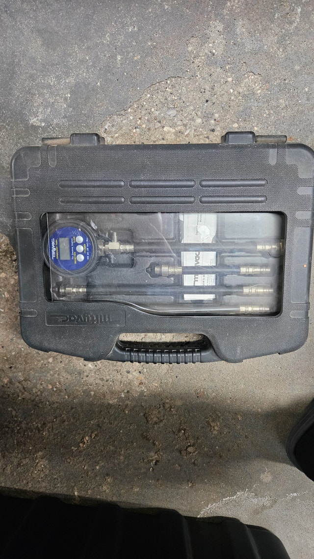 Mityvac MV5532 Digital Compression Test Kit