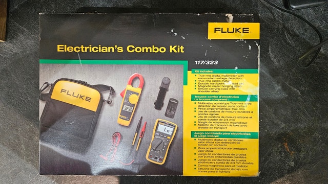 Electrician's combo kit