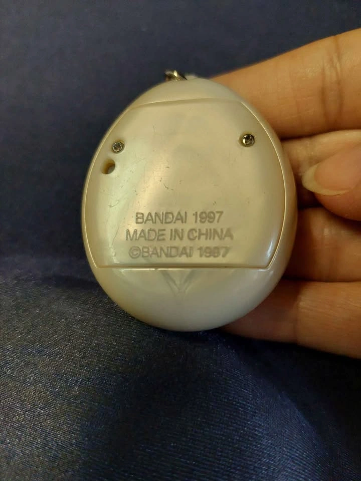 ⚽️ Vintage 1997 Tamagotchi - Pearl White Angelgotchi - photo 2