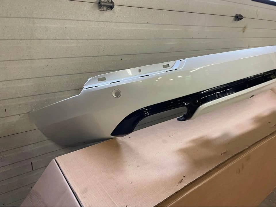 2018 Volvo XC90 R-Design Rear Lower Bumper and Crash Bar - photo 2