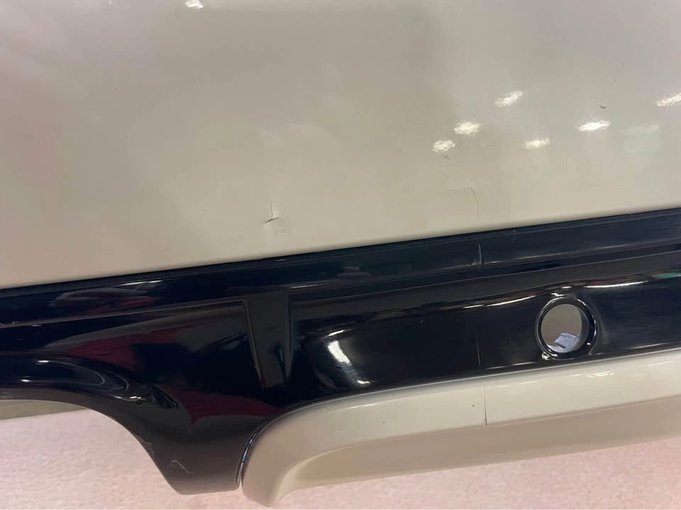 2018 Volvo XC90 R-Design Rear Lower Bumper and Crash Bar - photo 4