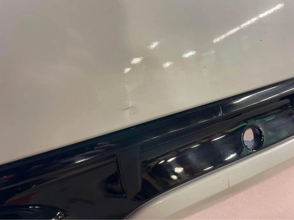 2018 Volvo XC90 R-Design Rear Lower Bumper and Crash Bar - photo 5