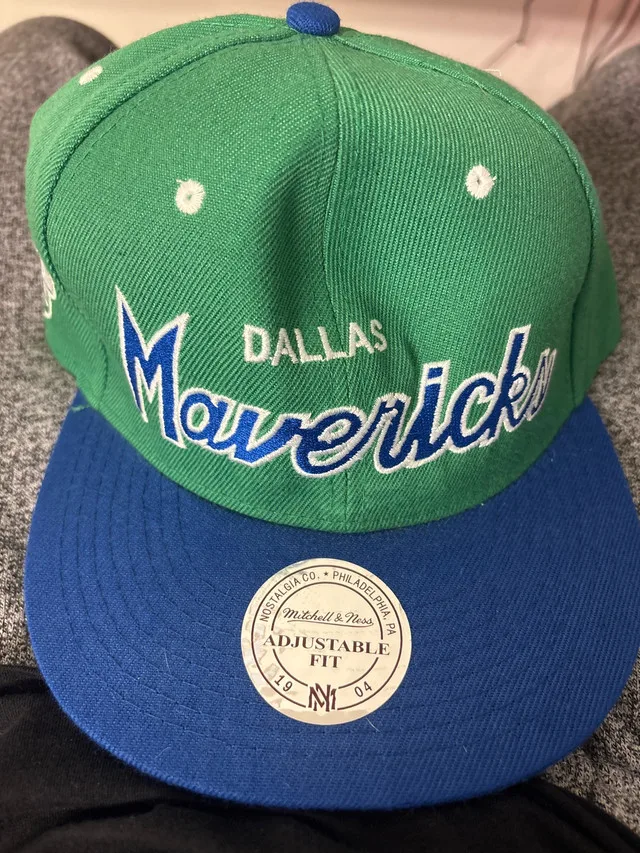 Scroll thru there’s more hats image indicator(9)