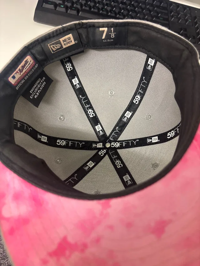 Gray Mother's Day Cap limited edition image indicator(3)