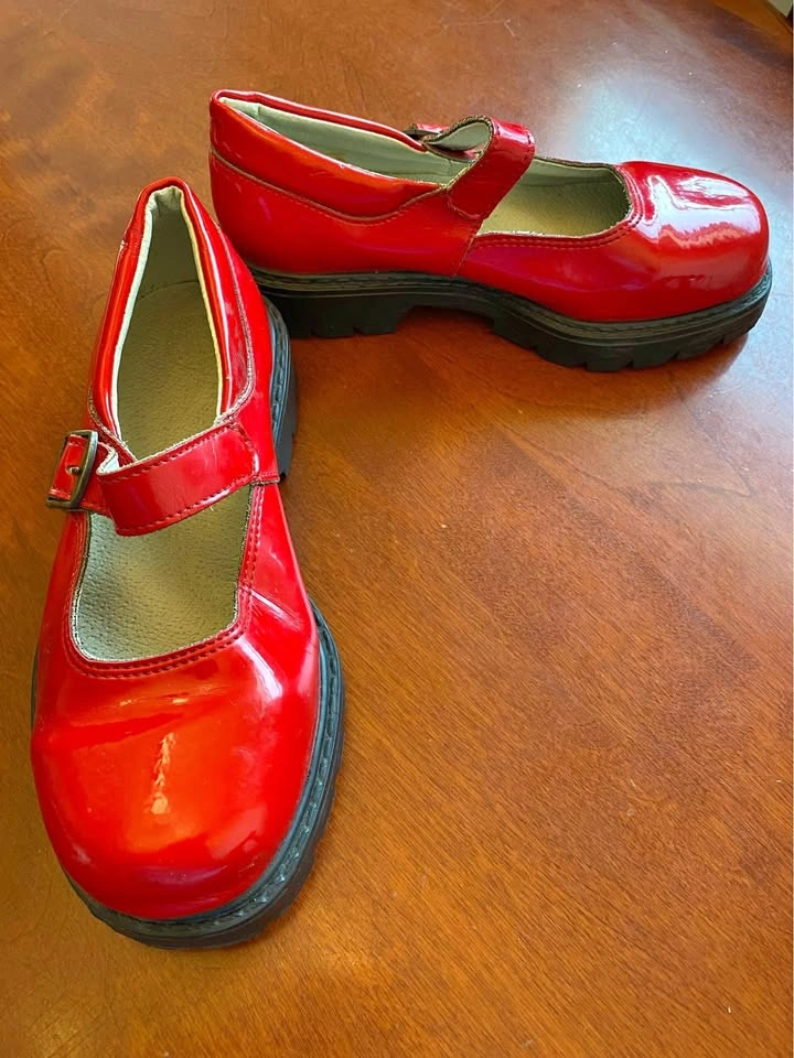 Girls red leather dress shoes size 1 kids