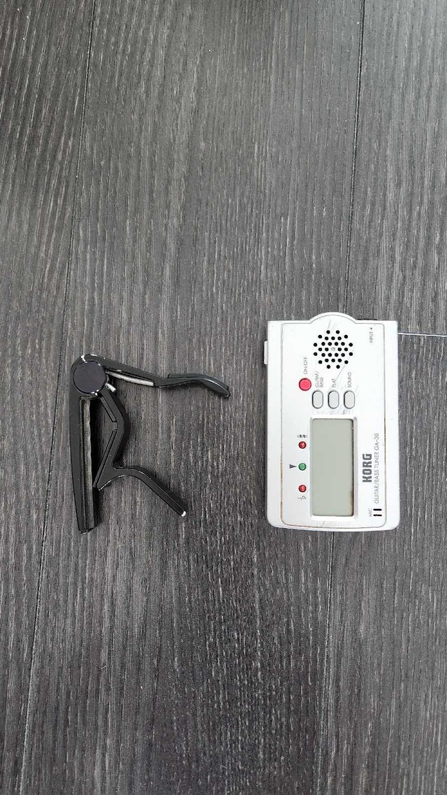 Korg GA-30 Tuner & Dunlop Capo Combo – Great deal