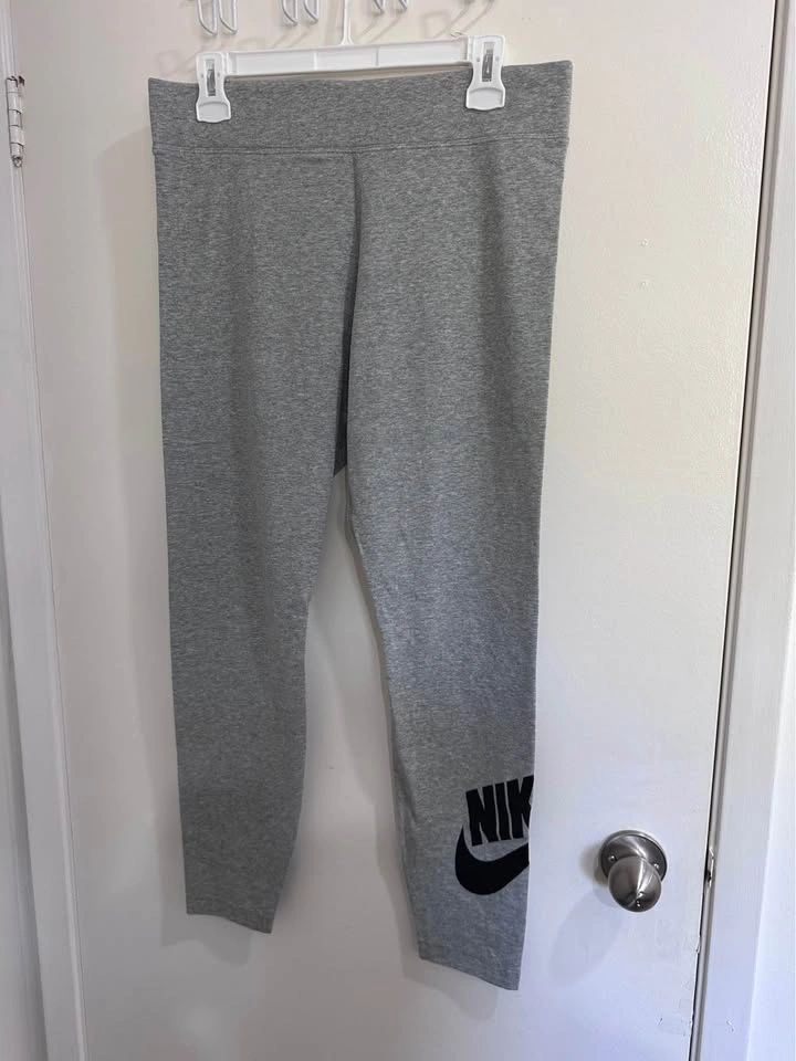 XL | Nike Gray Leggings | Firm price - photo 2