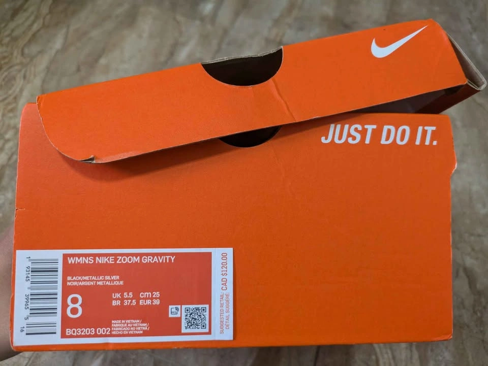 Nike Zoom Gravity Women's Size 8 - photo 2