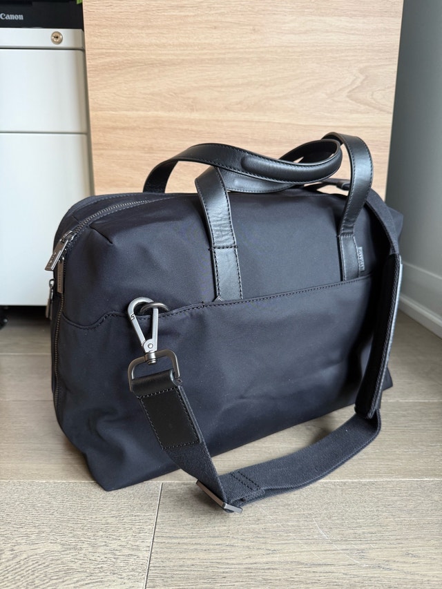 AWAY Everywhere Bag in Jet Black