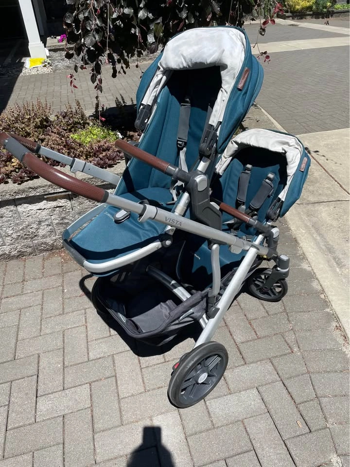 UPPAbaby Vista V2 Double Stroller with Bassinet and toddler seat - photo 2