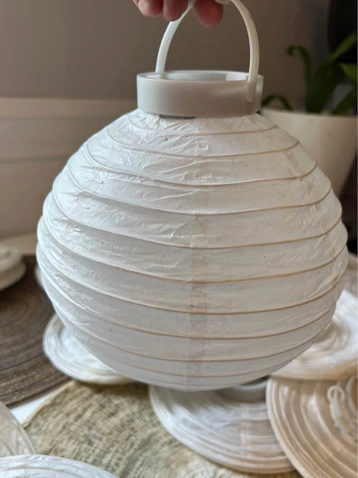 ⚽ White Paper lanterns - photo 3