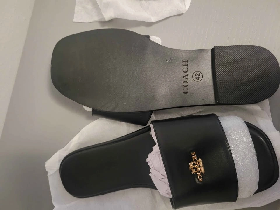 New Coach slide sandals in black color size 42 - photo 2