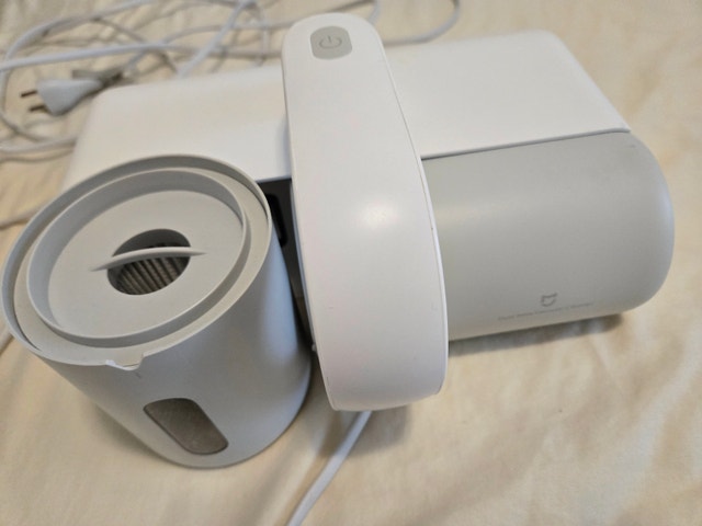 Moving sale-Xiaomi MiJia Dust Mite Vacuum Cleaner - photo 3