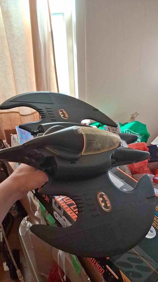 Vintage 1989 Kenner Batman Batwing Vehicle Toy