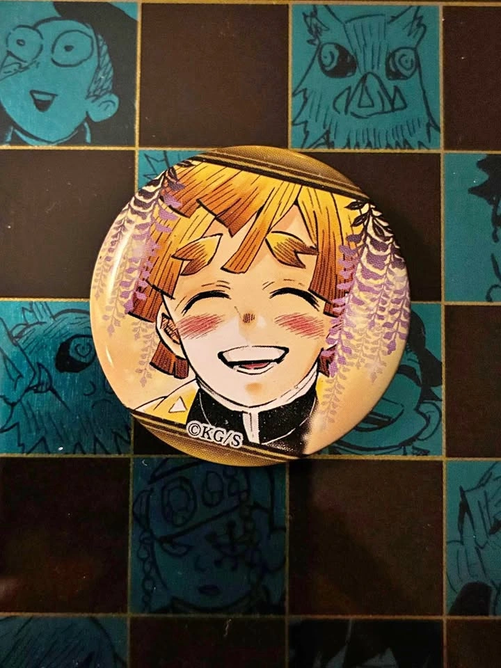 ⚽️ Demon Slayer - Can badge/button, Zenitsu