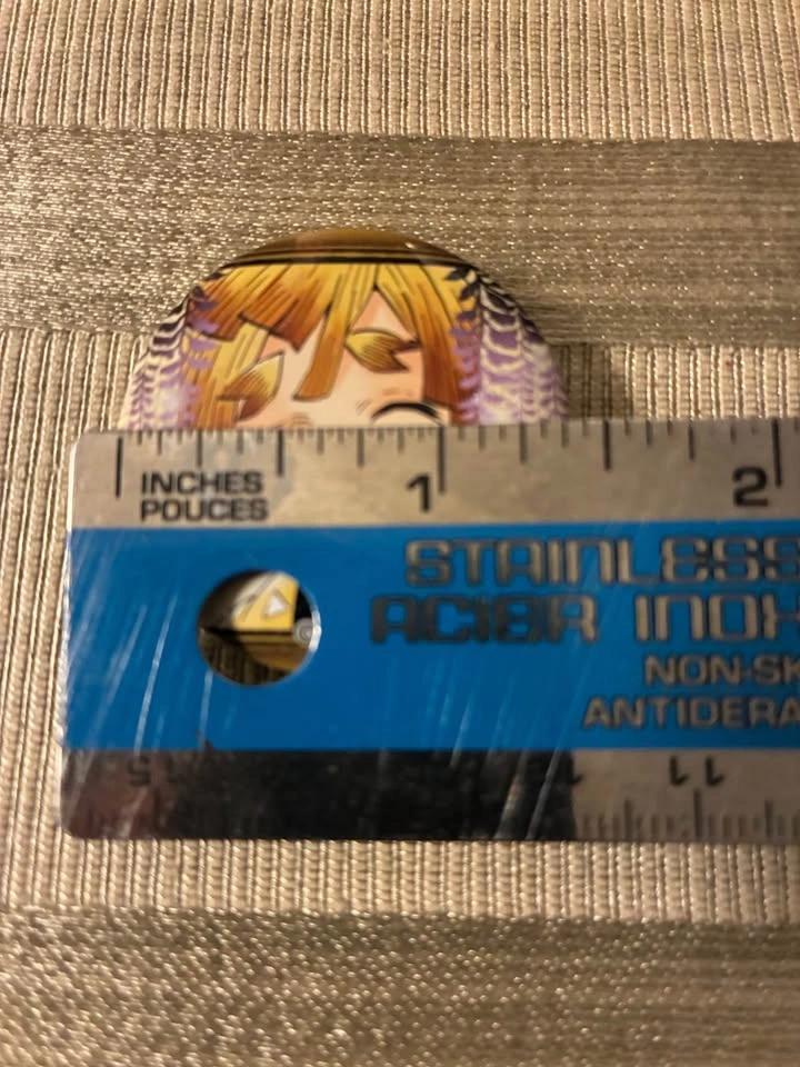 ⚽️ Demon Slayer - Can badge/button, Zenitsu - photo 3