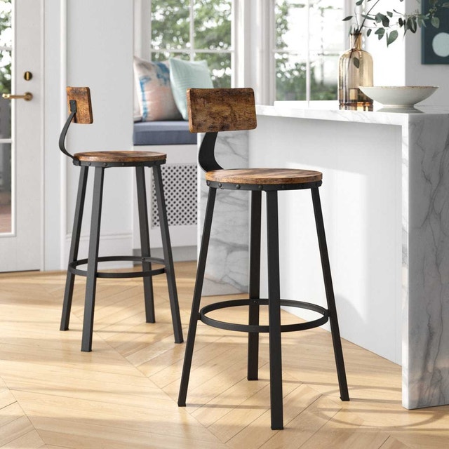 2 Barstools