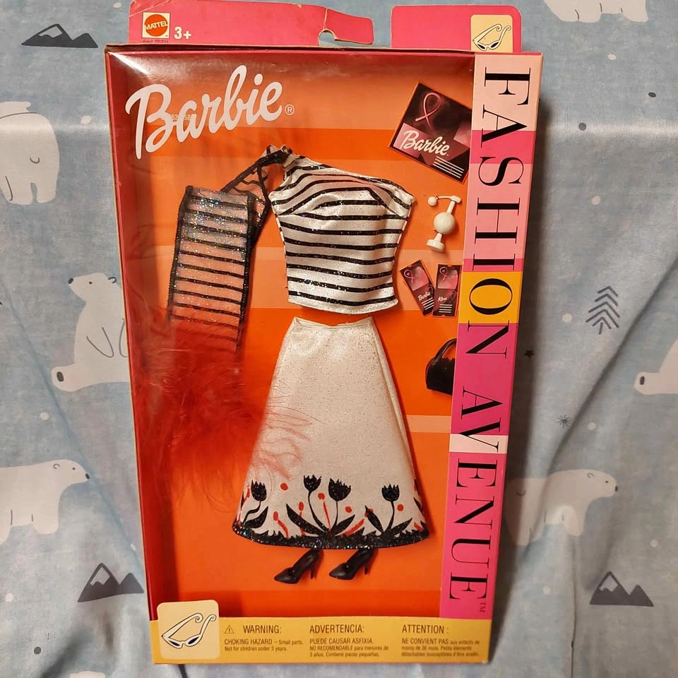 ⚽️ Vintage Barbie - BNIP Monochrome Fashion Avenue Diva Drive