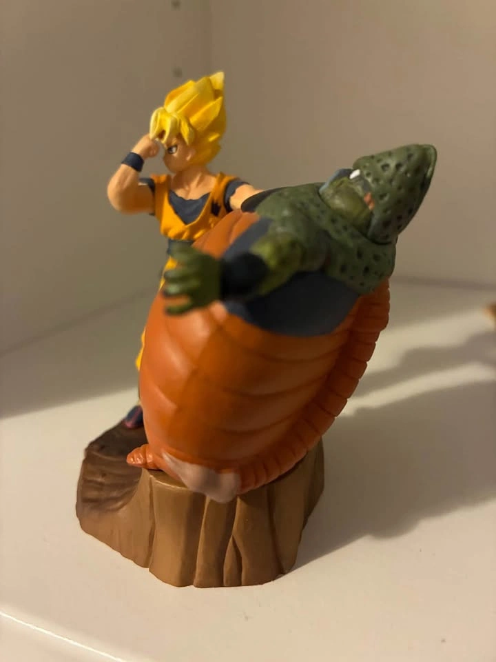 ⚽️ Dragonball - Goku vs Cell Self-Destruction! Vintage Gashapon - photo 2