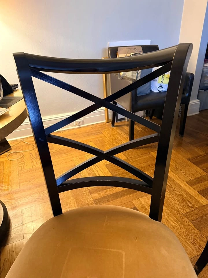 Set of 4 Crate & Barrel X-Back Wood Dining Chairs - photo 4