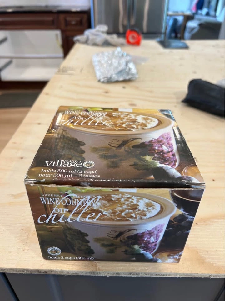 Brand new in box Gourmet Village Wine Country Dip Chiller - photo 5