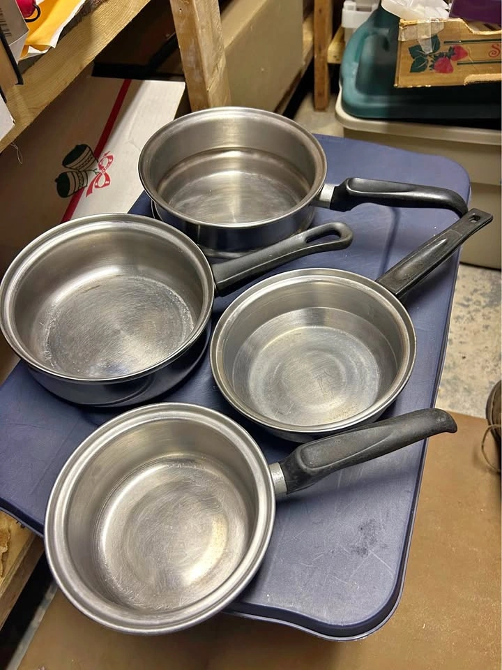 4-Piece Stainless Steel Saucepan Set plus saucepan veg