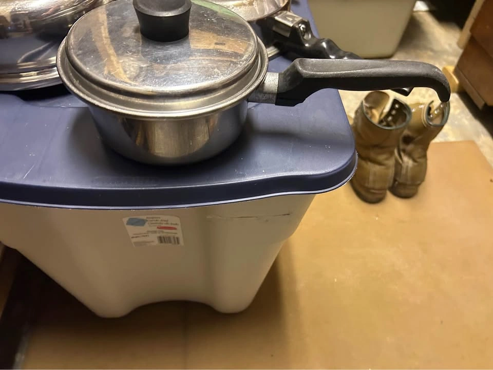 4-Piece Stainless Steel Saucepan Set plus saucepan veg - photo 4