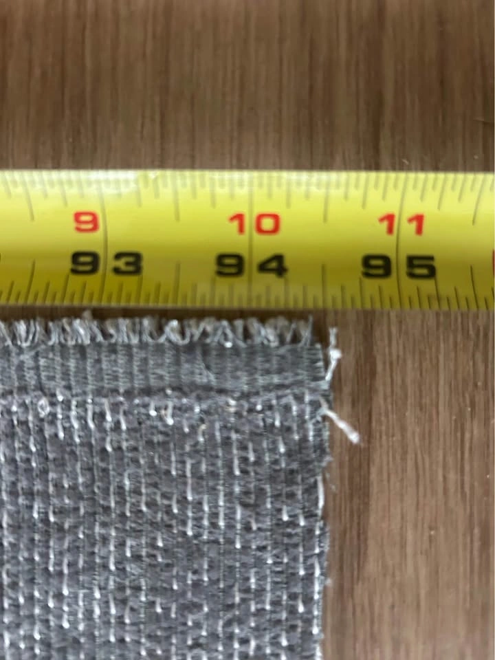 Grey upholstery fabric 8’ x 5 ‘ plus assorted small pieces - photo 3