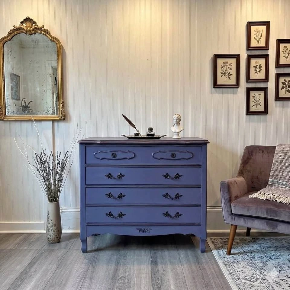 French Provincial Chest of Drawers