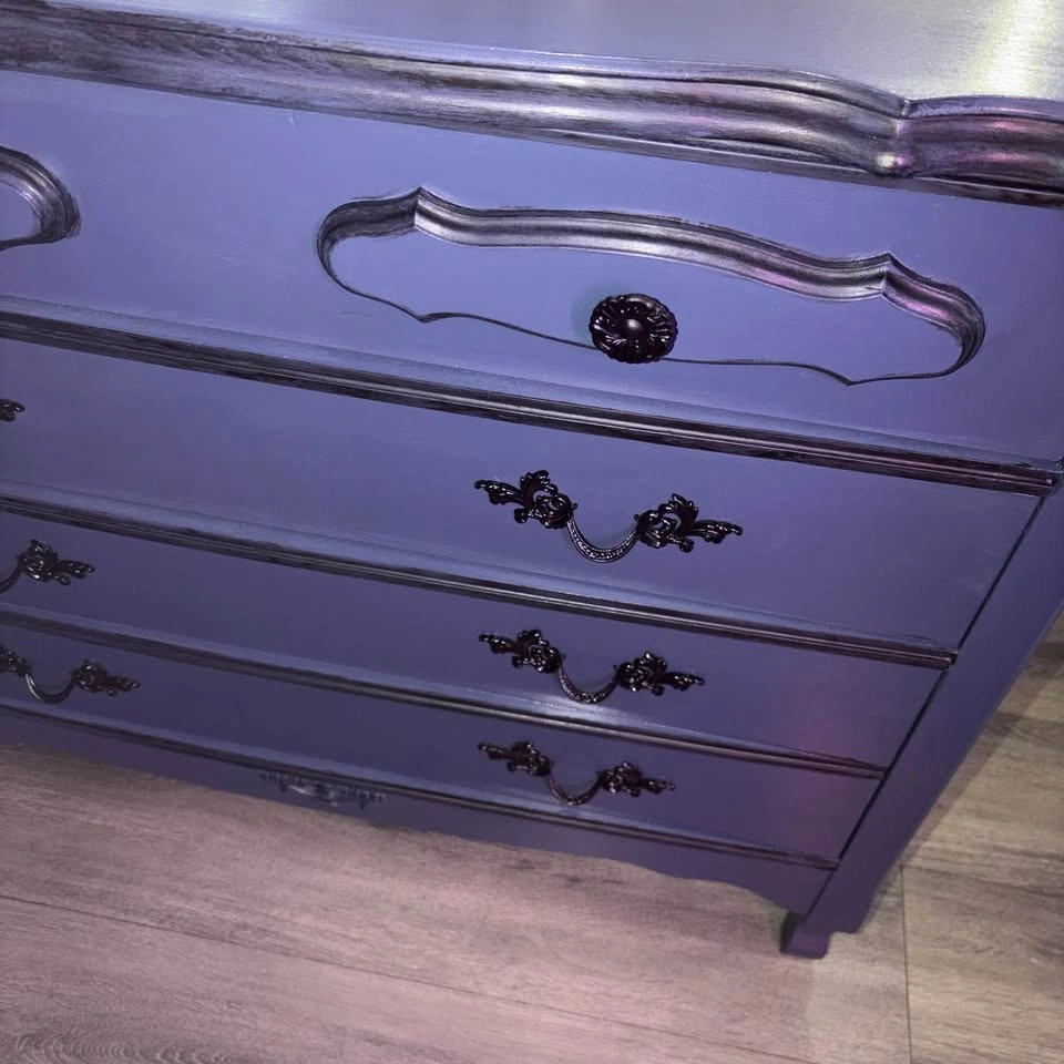French Provincial Chest of Drawers - photo 2