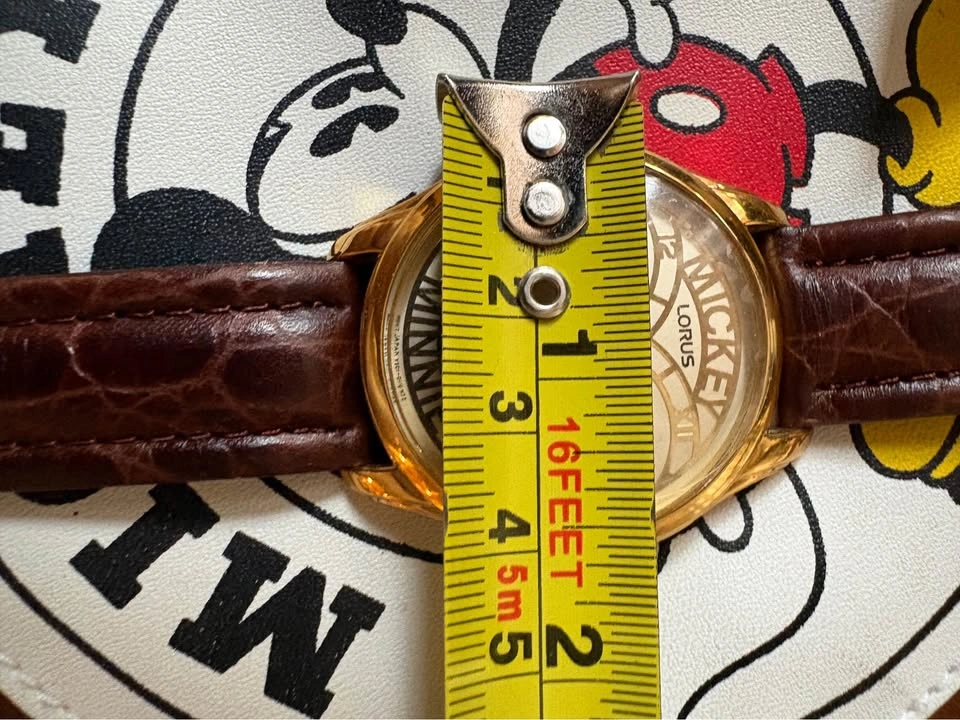 Vintage Lorus Mickey & Minnie Mouse Watch - photo 5