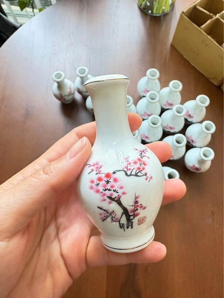 Vintage Chinese Mini Vases - photo 2