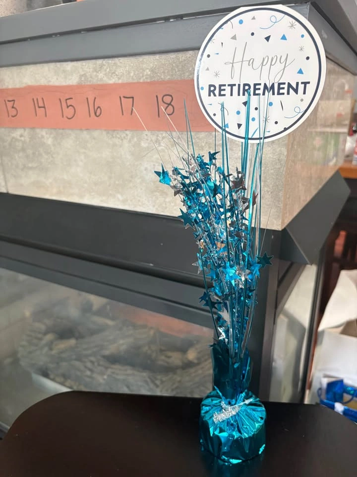 Retirement decorations/items - photo 3
