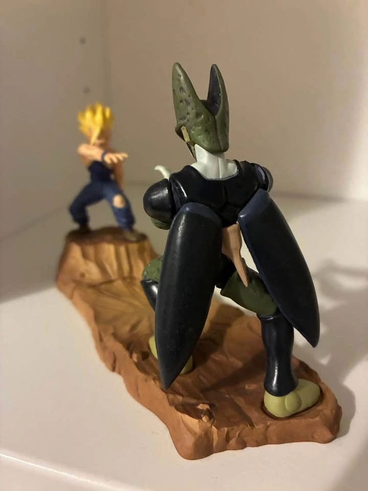 ⚽️ Dragonball - Cell vs Gohan! Vintage Gashapon - photo 3