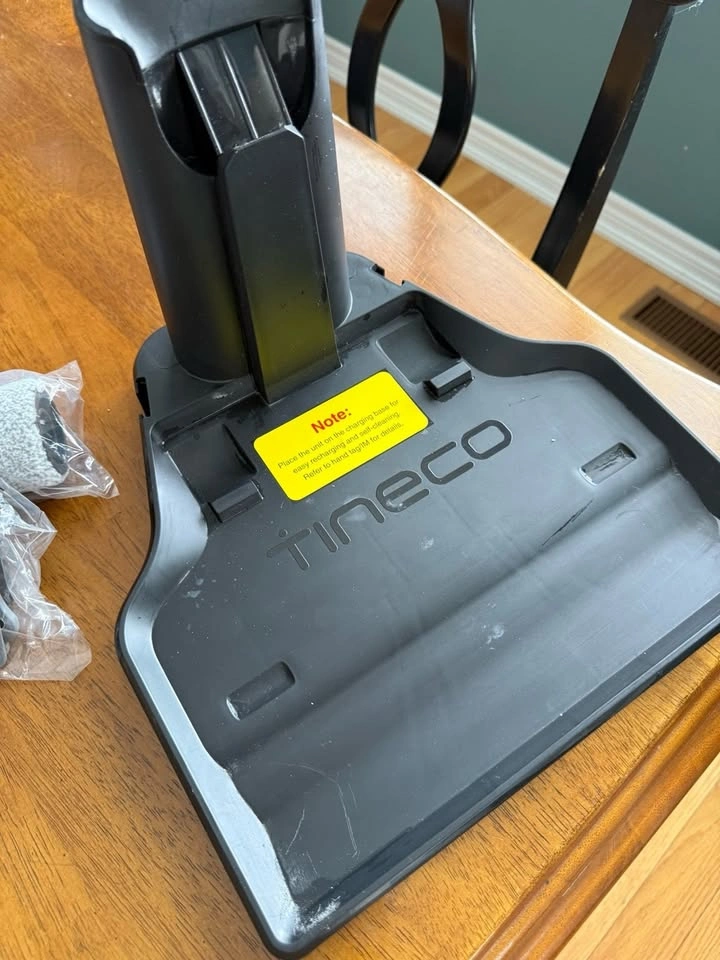 Tineco iFLOOR 3 Wet/Dry Vacuum + Extra Roller & Filters - photo 4