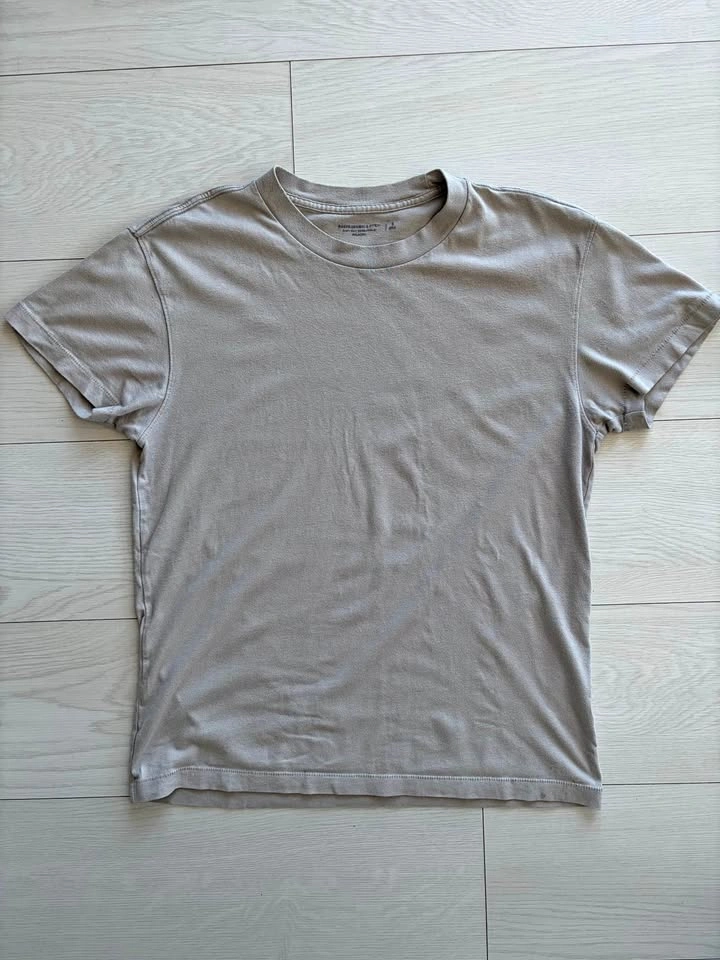 Abercrombie & Fitch Men’s Soft A&F Essentials Tee - (Size S)