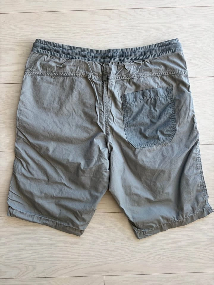 GAP Men's Gray Shorts(Size S) - photo 3